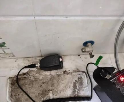 黎平屋顶漏水维修公司分享下卫生间漏水的危害及解决方法